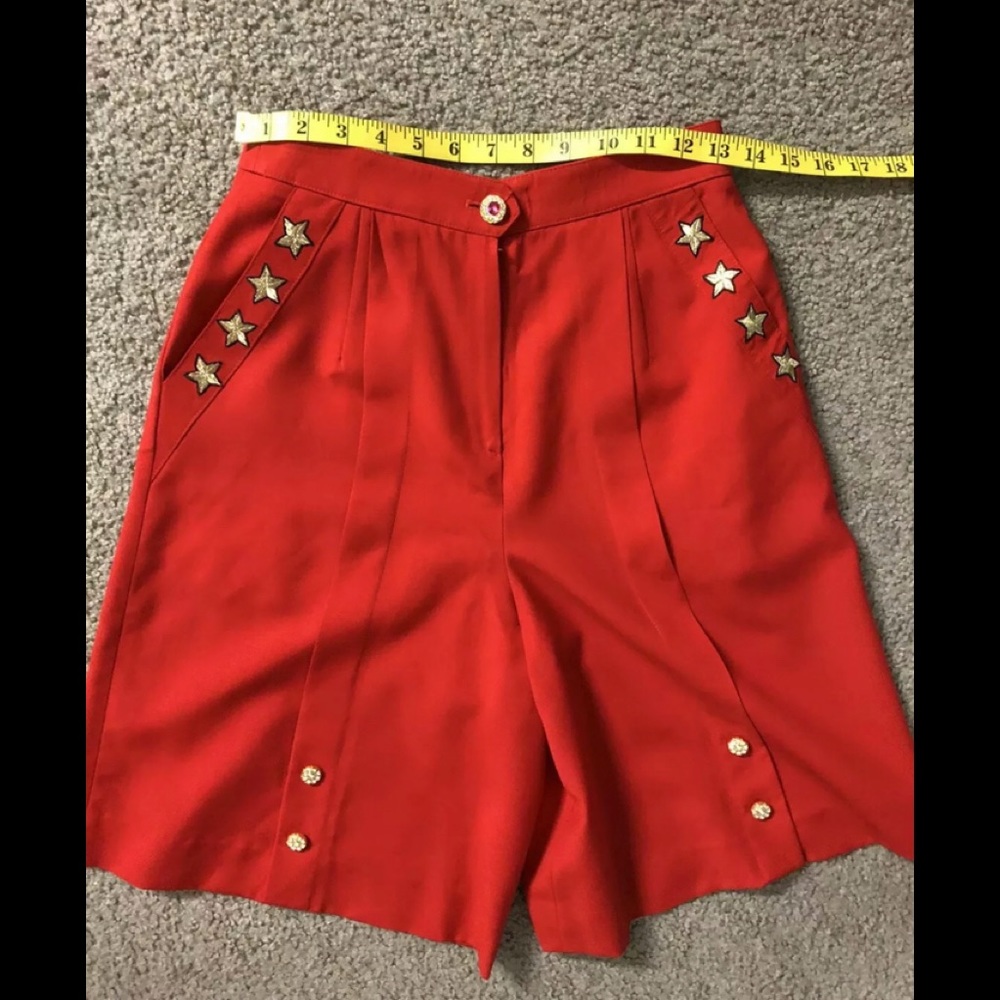 Lydia Shorts Embroidered Stars🌟 🌟🌟Rhinestone - Picture 7 of 12